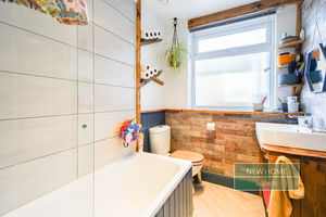 Photo 21- click for photo gallery